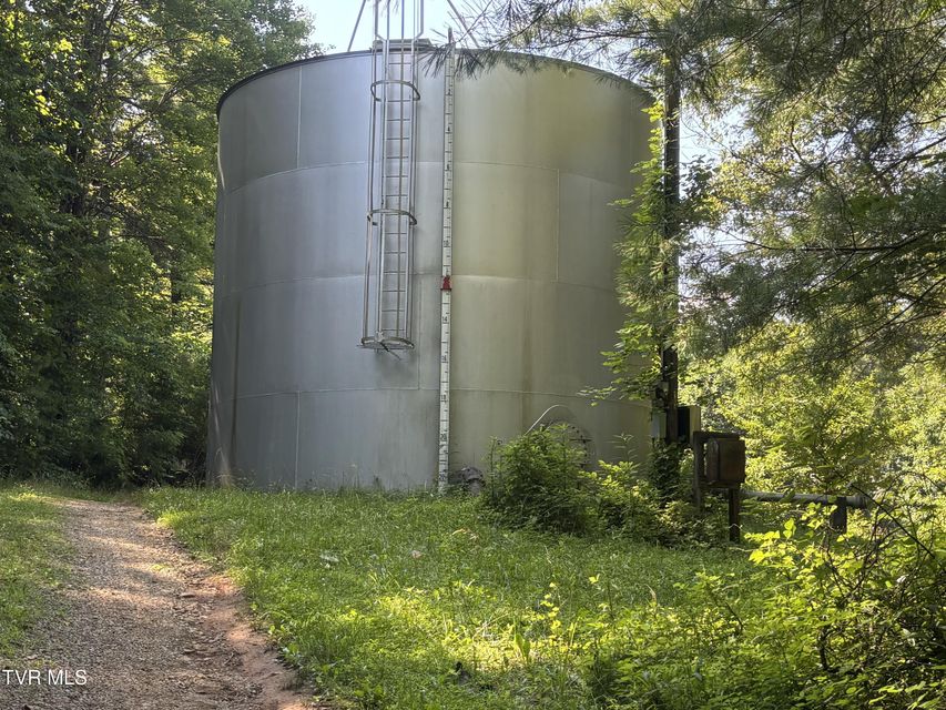 Photo #24: 1481 Pleasant Valley Road