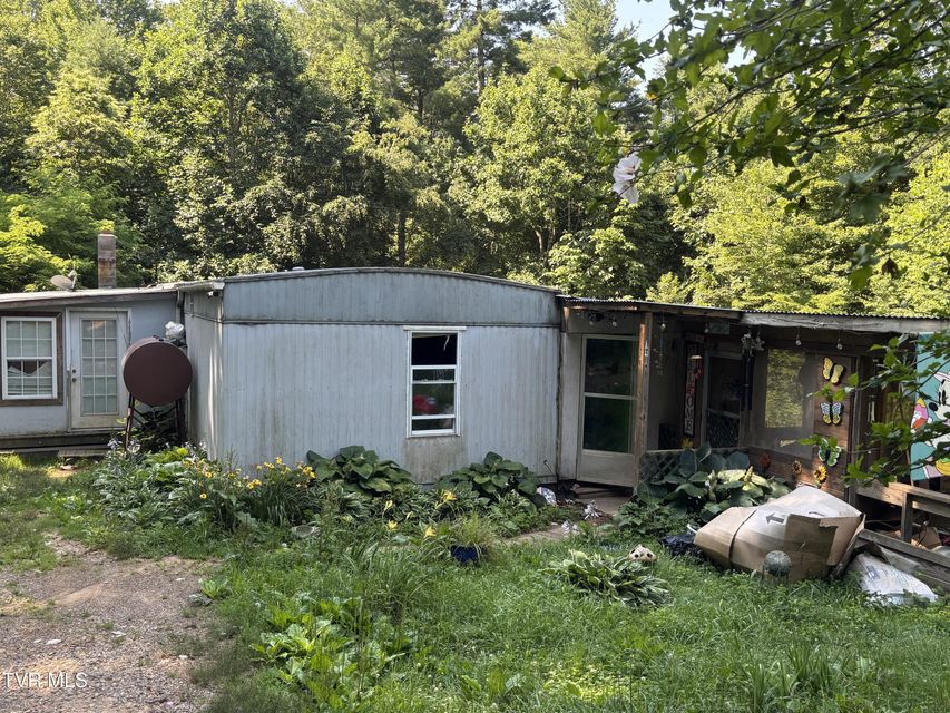 Photo #29: 1481 Pleasant Valley Road