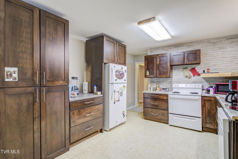 Photo #13: 344 Rockingham Road