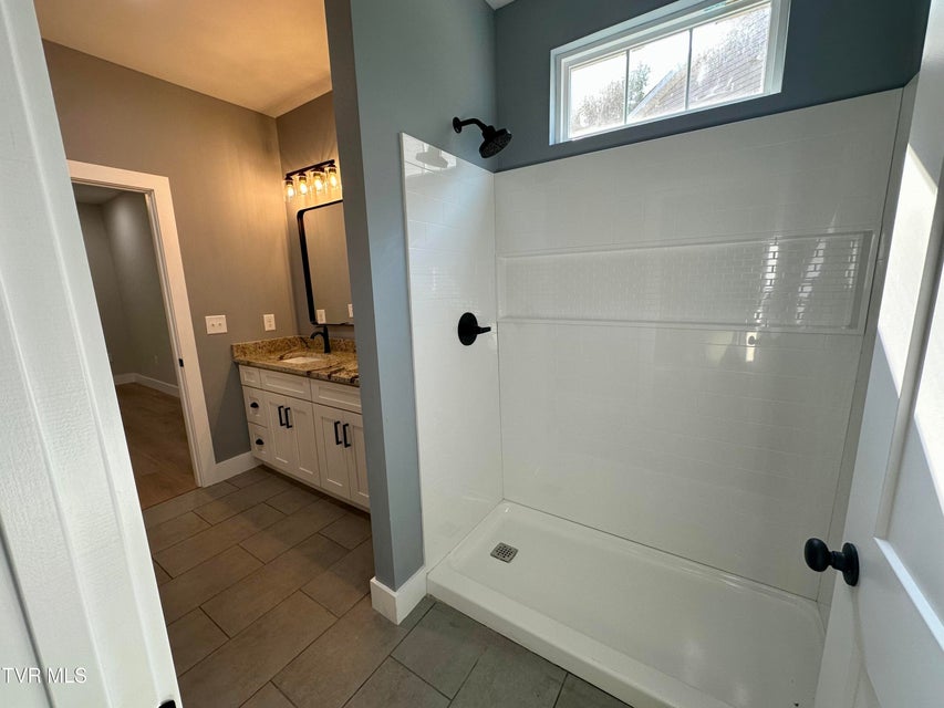 Photo #29: 3814 Oakley Place