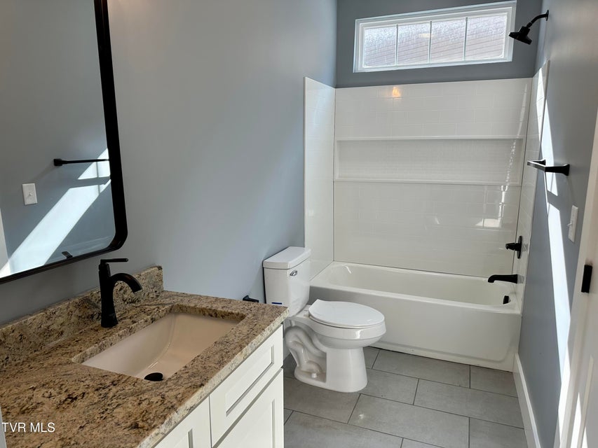 Photo #34: 3814 Oakley Place