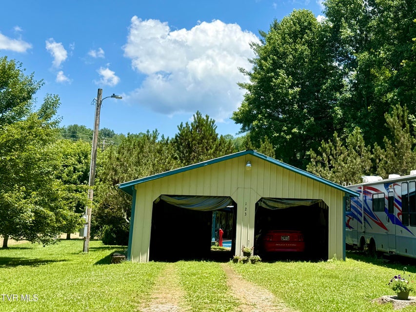 Photo #69: 123 Mcmahan Gibbs Road