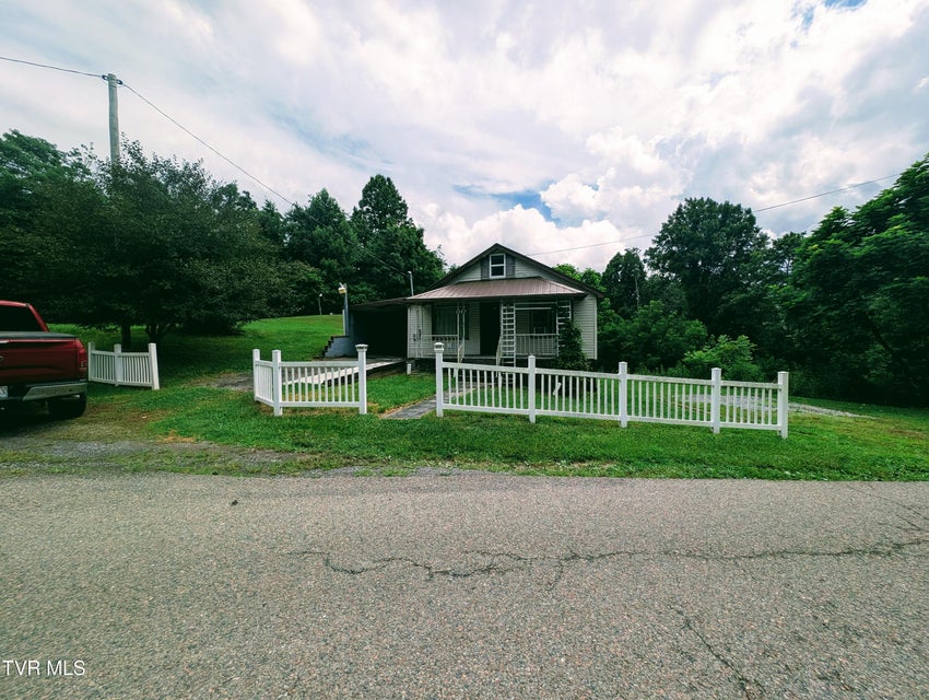 Photo #2: 2005 Dc Caney Ridge Road