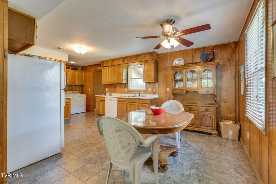 Photo #10: 1712 Colonial Ridge Road