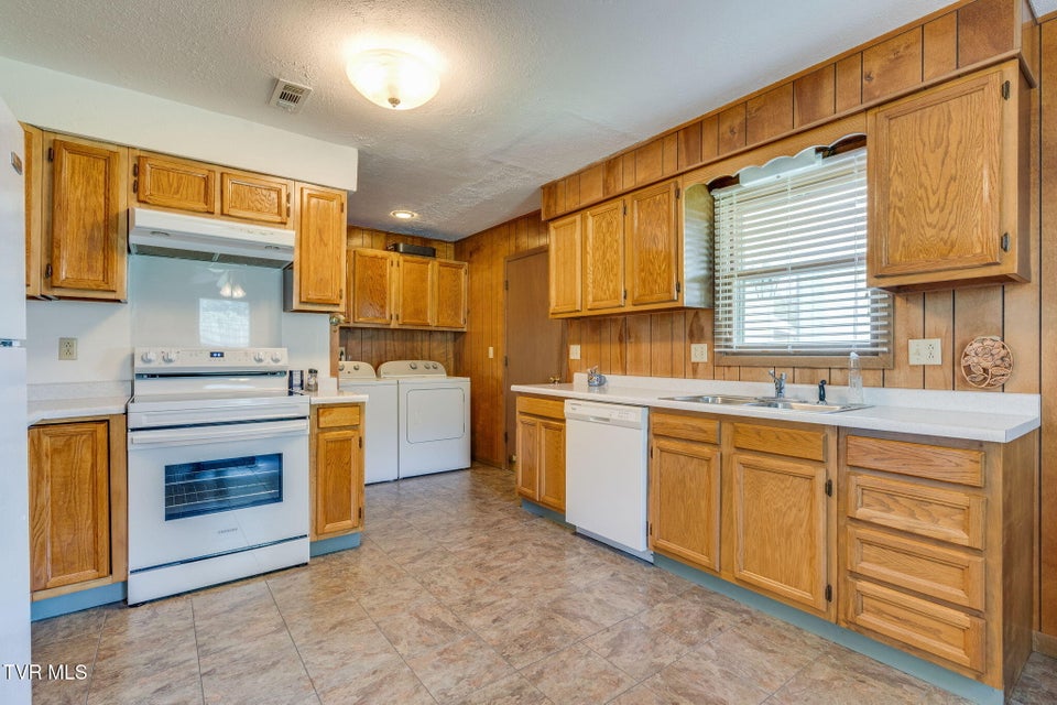 Photo #11: 1712 Colonial Ridge Road