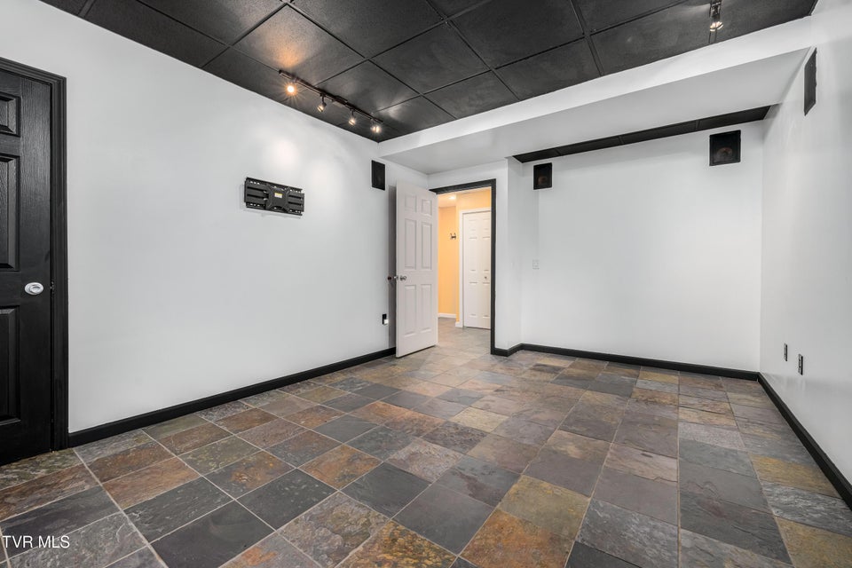 Photo #36: 216 Mockingbird Place
