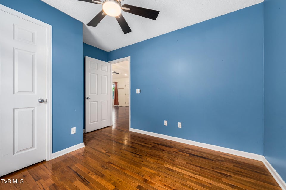 Photo #28: 216 Mockingbird Place