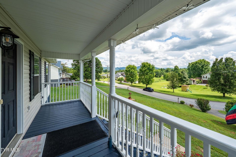 Photo #11: 216 Mockingbird Place