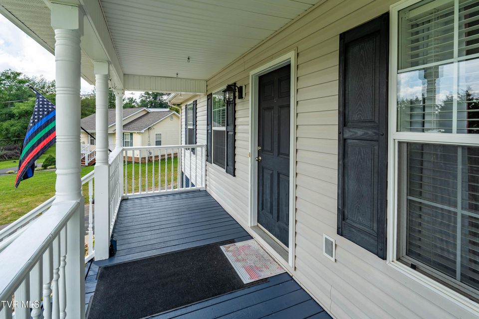 Photo #65: 216 Mockingbird Place