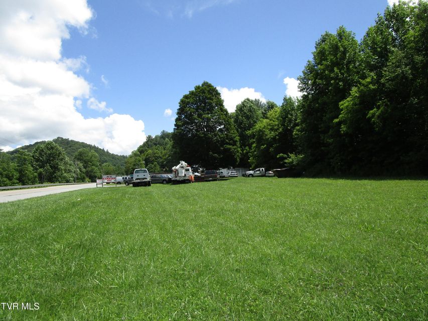 Photo #3: 8876 Highway 19 E