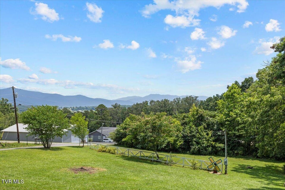 Photo #10: 145 Oakwood Dr Way