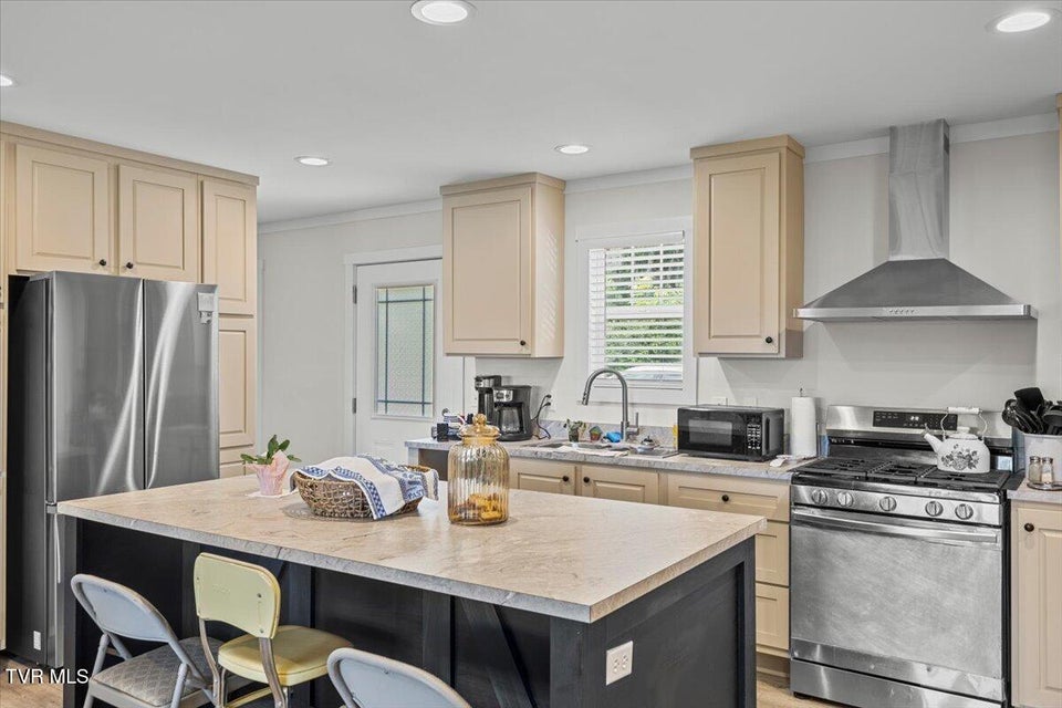 Photo #11: 145 Oakwood Dr Way
