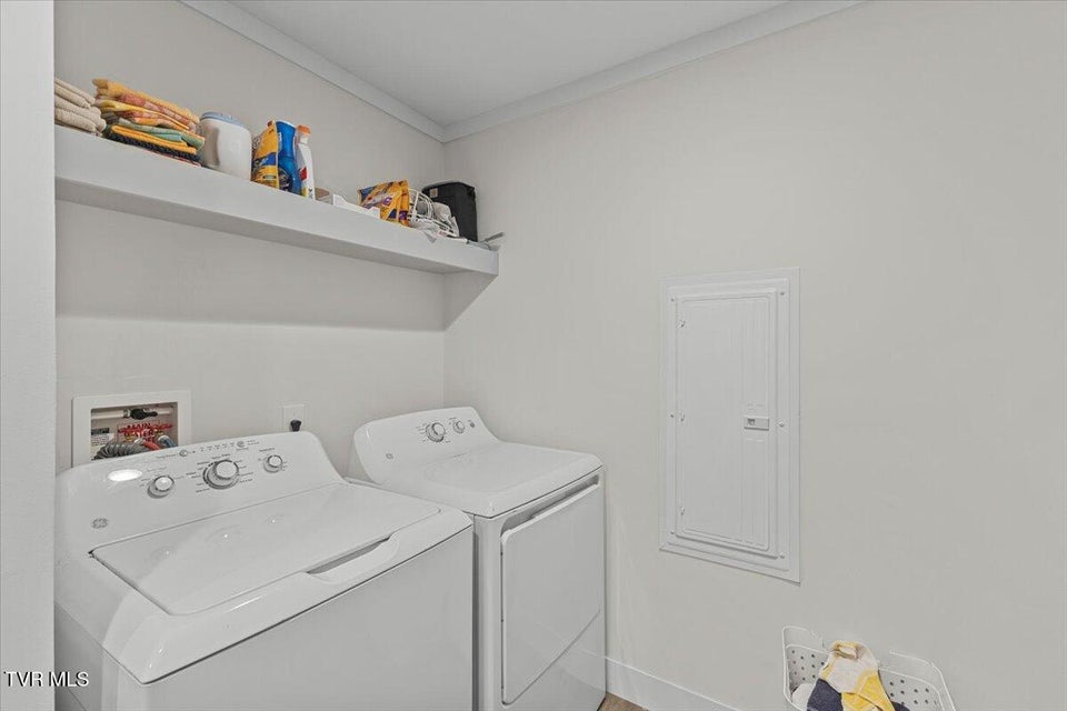 Photo #14: 145 Oakwood Dr Way