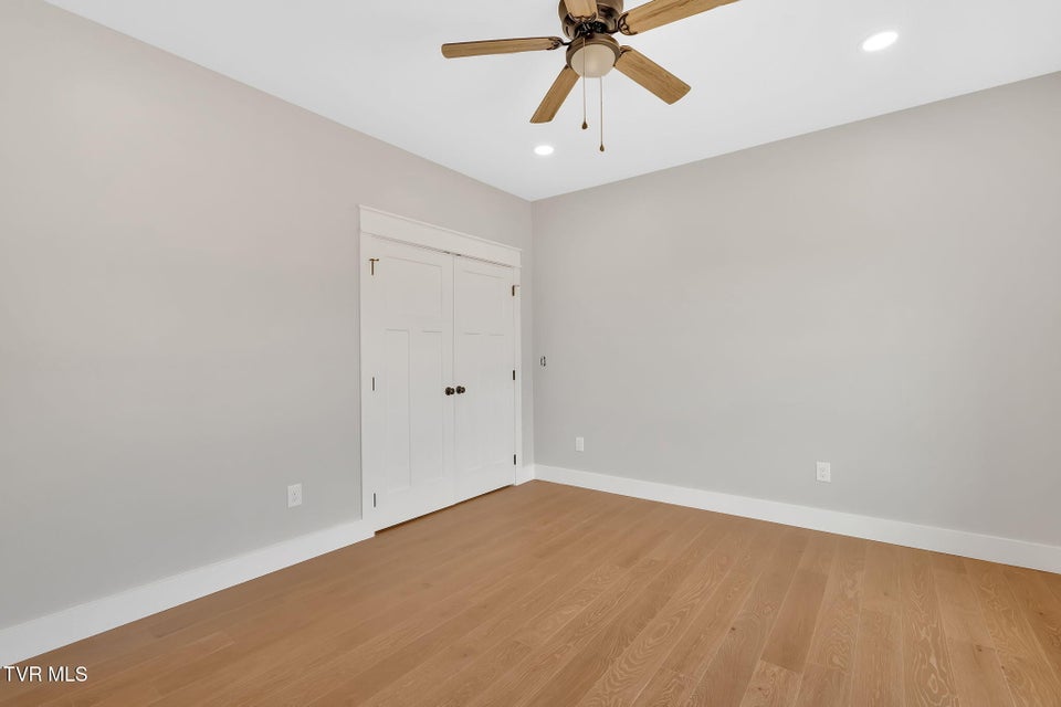 Photo #27: 1208 Olde Oaks Drive