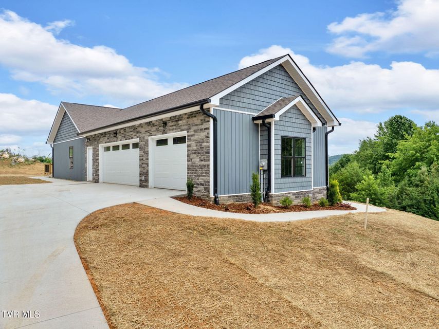 Photo #4: 1208 Olde Oaks Drive