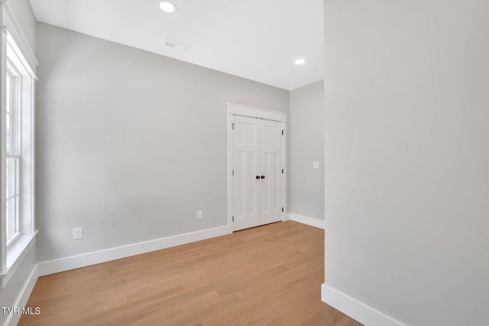Photo #40: 1208 Olde Oaks Drive