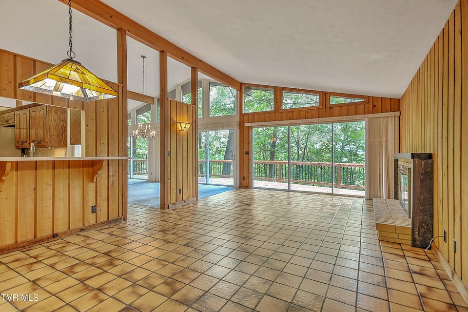 Photo #25: 4416 Beechcliff Drive