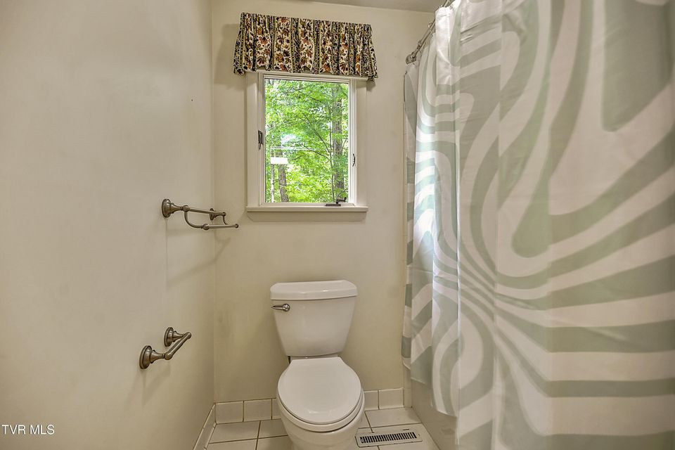 Photo #31: 4416 Beechcliff Drive