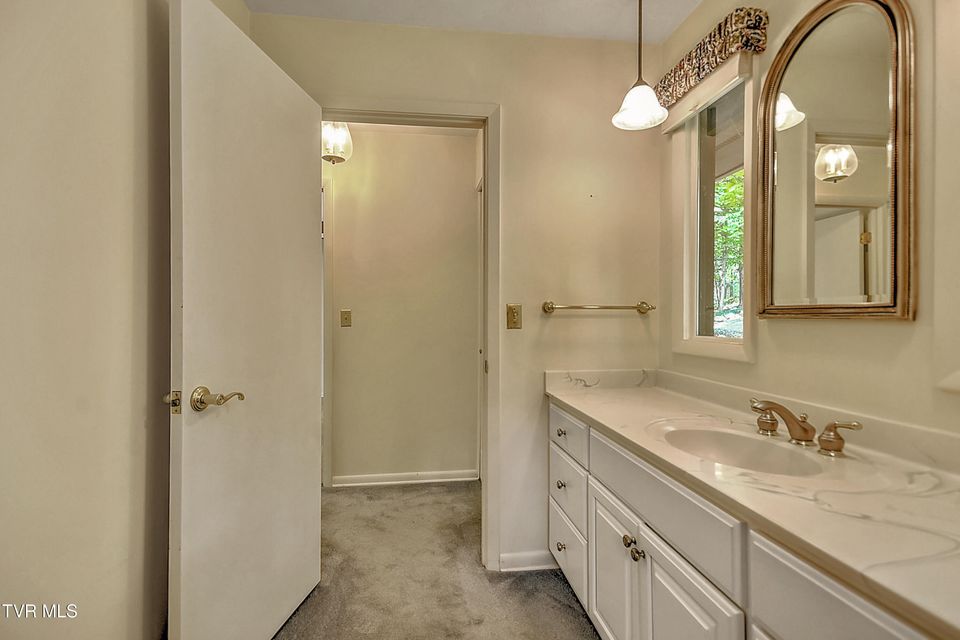 Photo #38: 4416 Beechcliff Drive