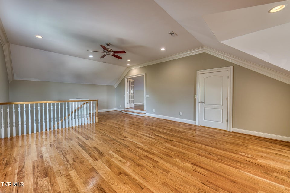 Photo #67: 1184 Cliffview Circle