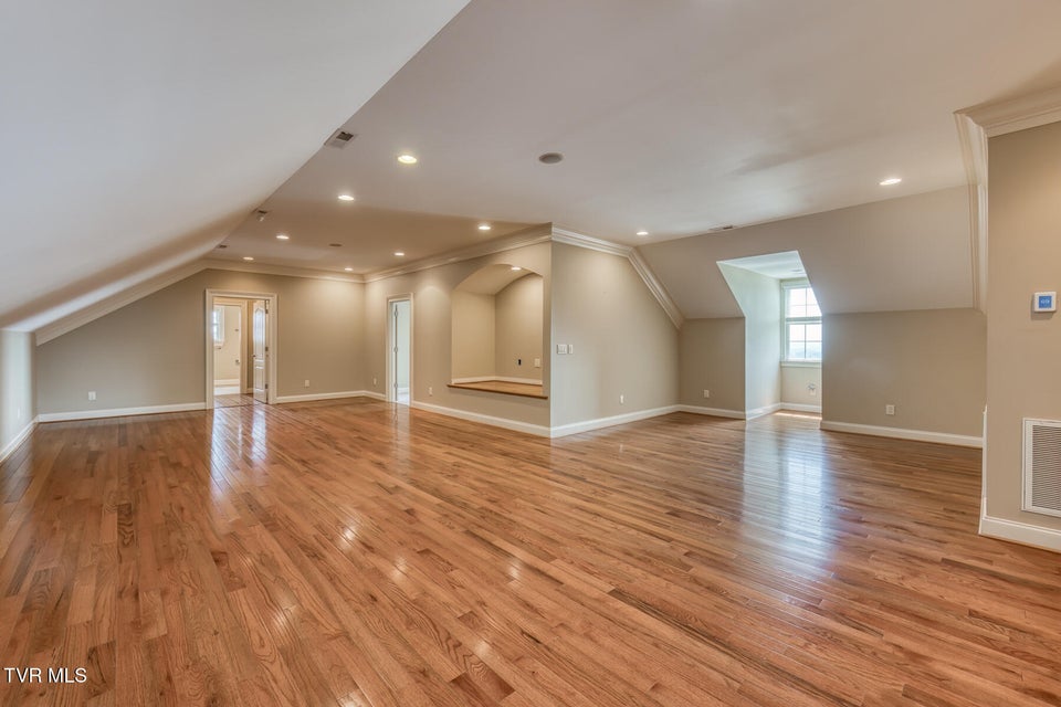 Photo #71: 1184 Cliffview Circle