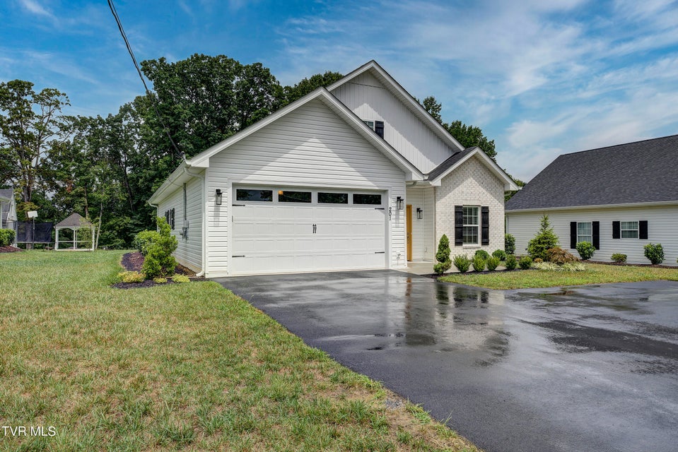 Photo #2: 205 Mayflower Road