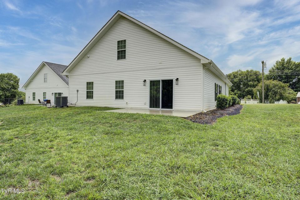 Photo #5: 205 Mayflower Road