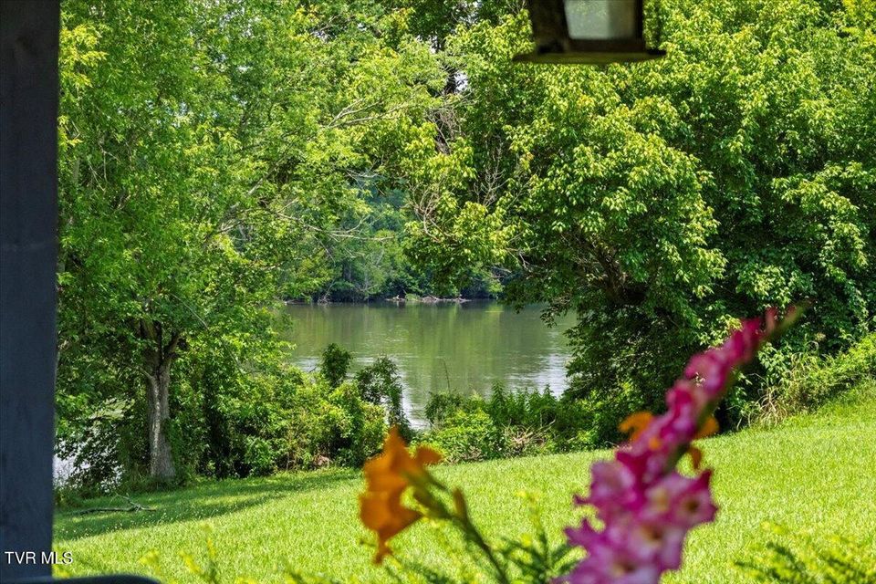 Photo #29: 628 Christian Bend Road