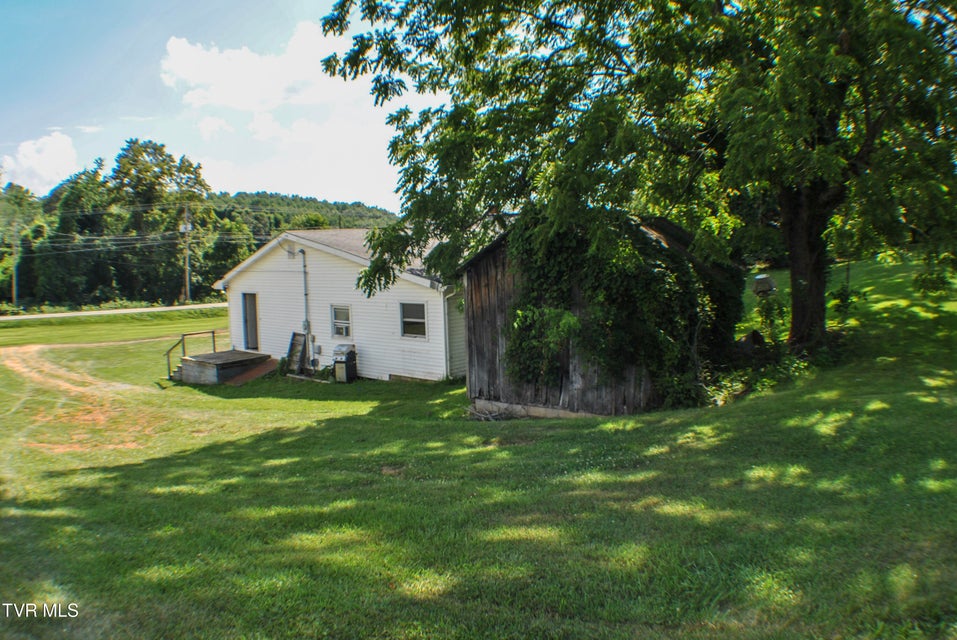 Photo #6: 2351 Hwy 81 S