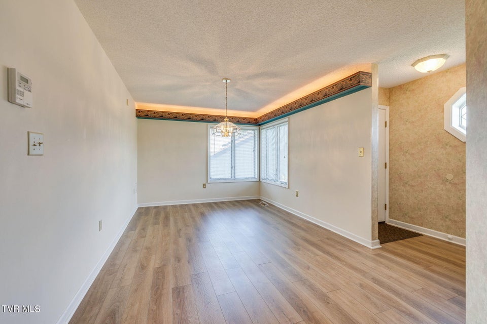 Photo #6: 239 Willowbend Drive
