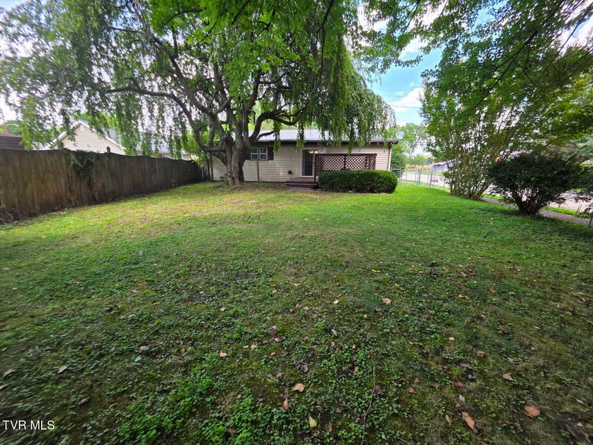 Photo #35: 2165 Steadman Street