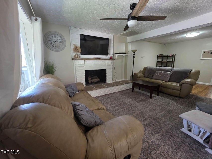 Photo #36: 2165 Steadman Street