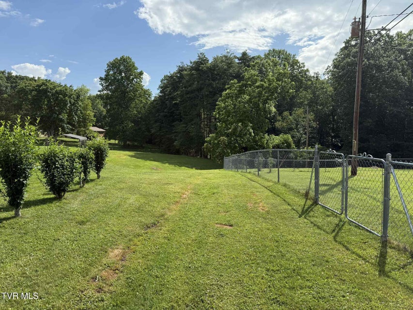 Photo #9: 2818 Dungannon Road