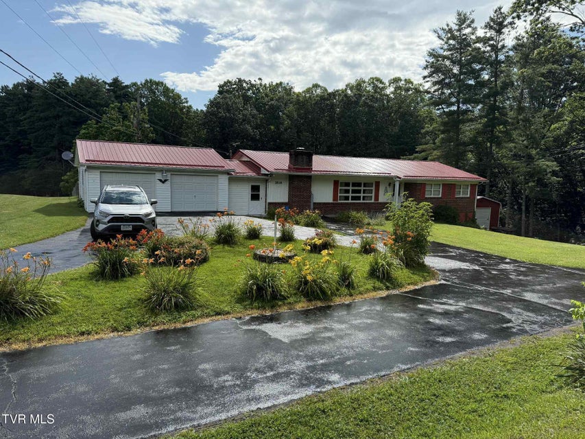 Photo #51: 2818 Dungannon Road