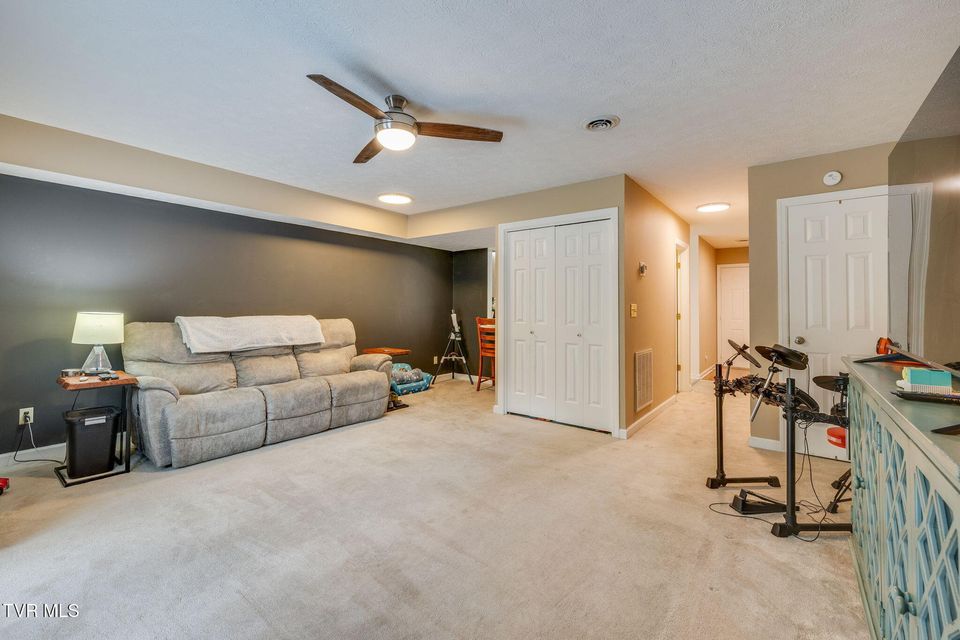 Photo #6: 461 Eastley Court