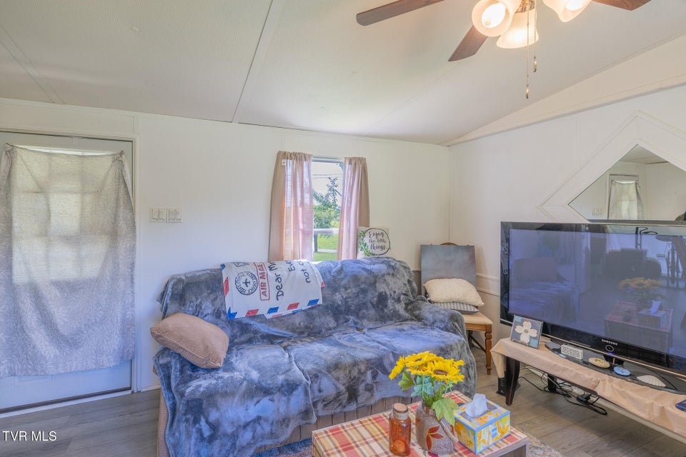 Photo #7: 7680 Warrensburg Road