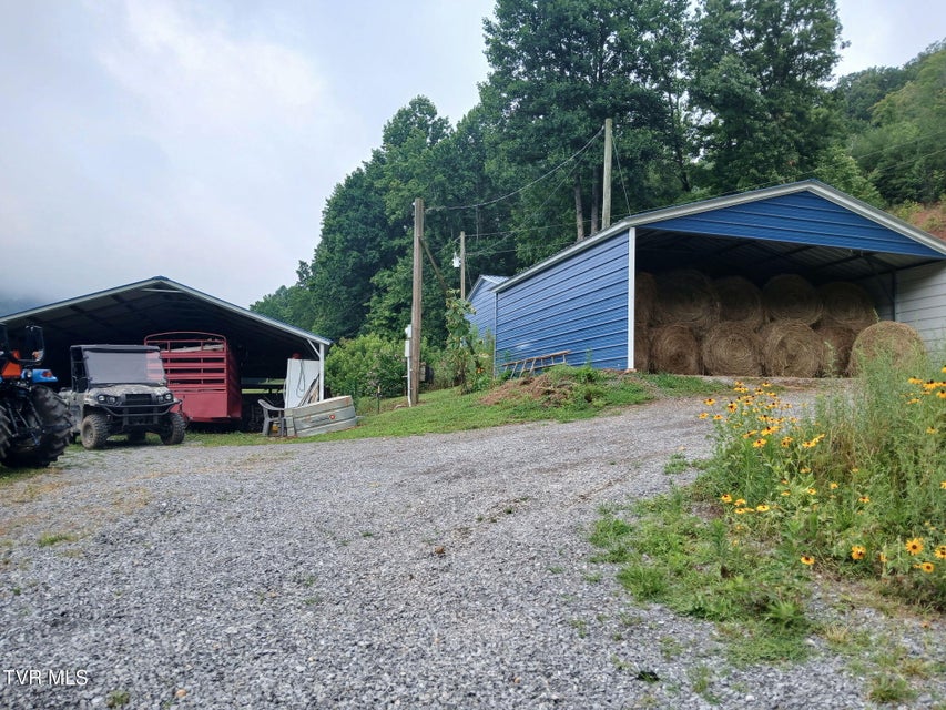 Photo #11: 1013 Cloud Creek Road