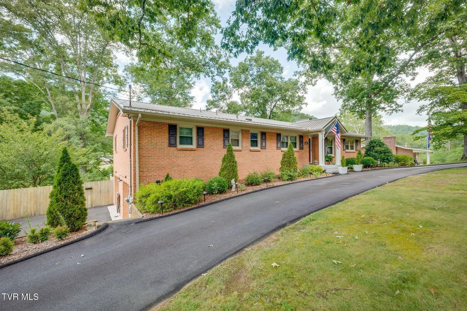 Photo #2: 312 Timberlane Road