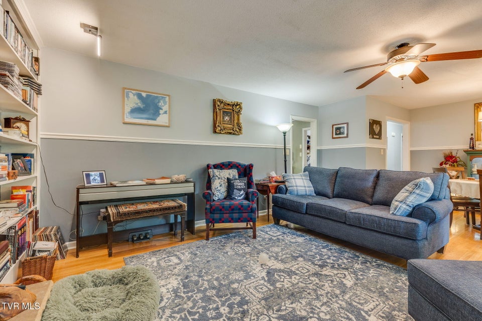 Photo #11: 312 Timberlane Road