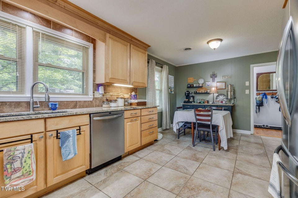 Photo #16: 312 Timberlane Road