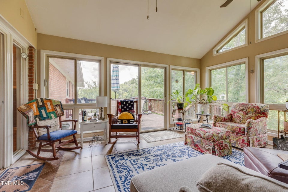 Photo #32: 312 Timberlane Road