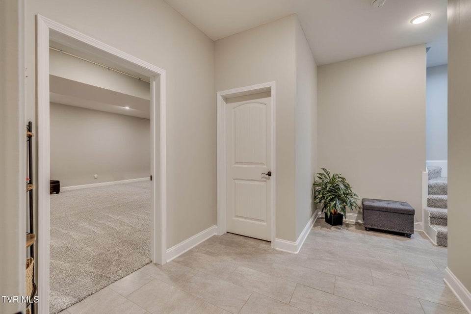 Photo #31: 162 Cameron Court