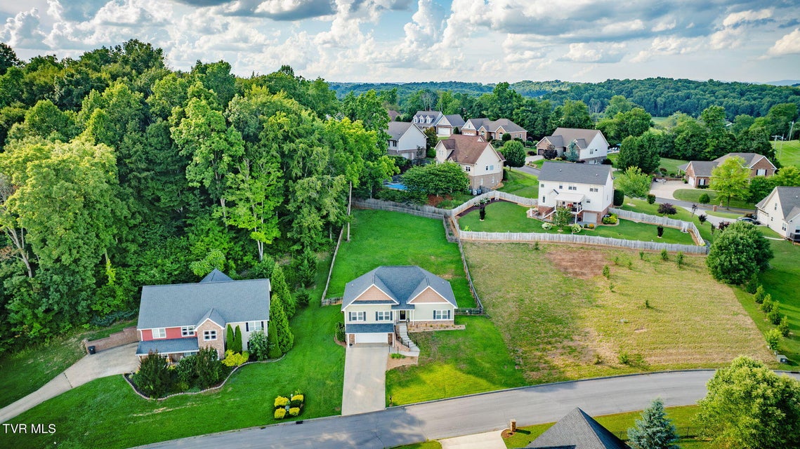 Photo #39: 162 Cameron Court