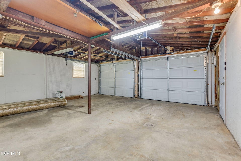 Photo #34: 905 Afton Street