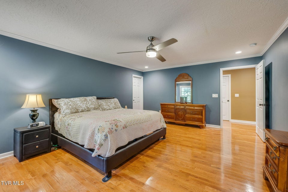 Photo #22: 691 Willowcrest Place
