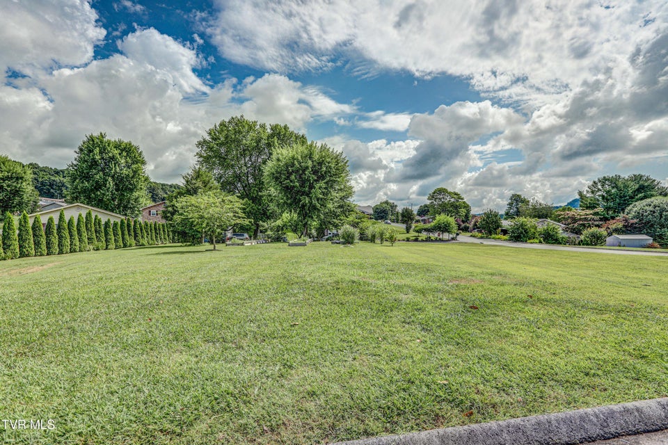Photo #5: 107 Dover Lane