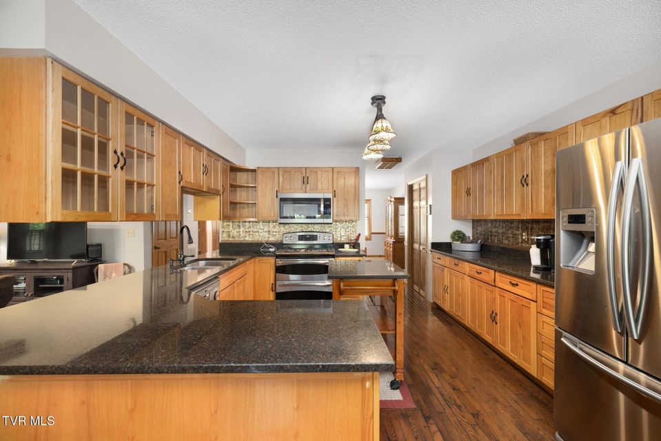 Photo #21: 2019 Ridgeview Drive