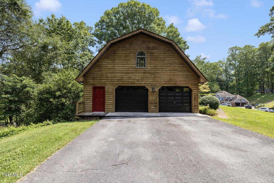 Photo #66: 2019 Ridgeview Drive