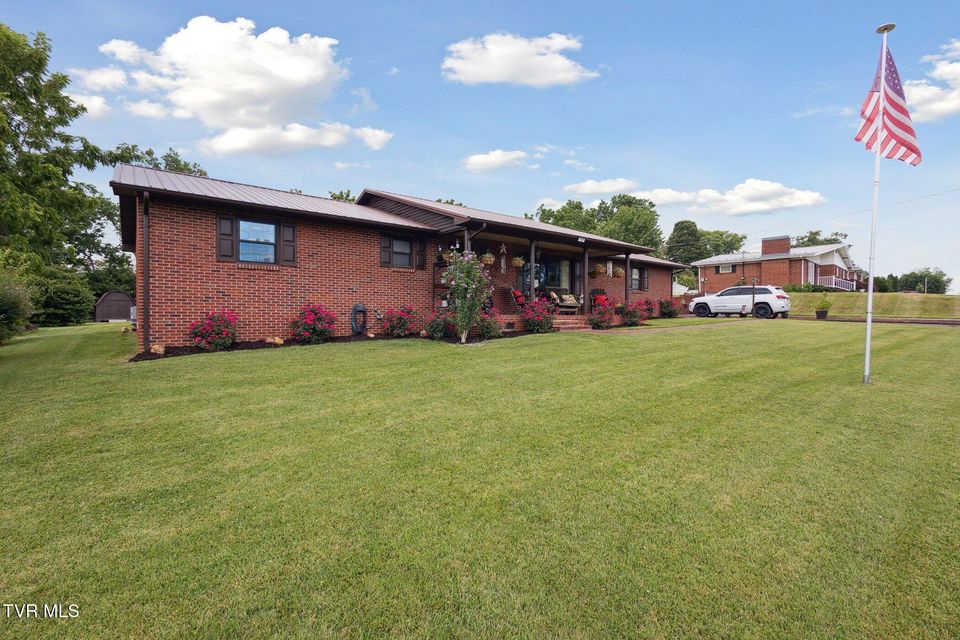 Photo #3: 188 McArthur Circle