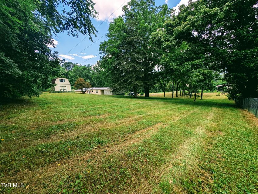Photo #8: 222 Warren Drive